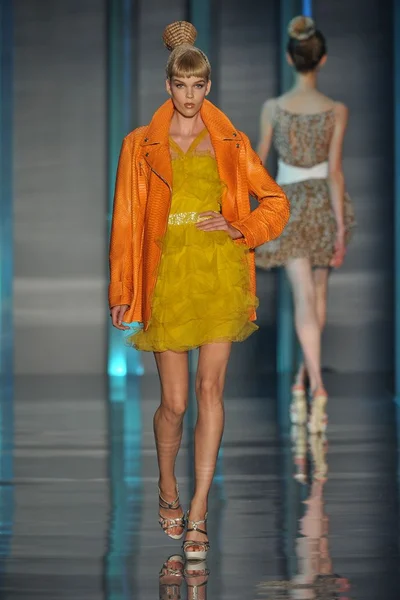 Look 22